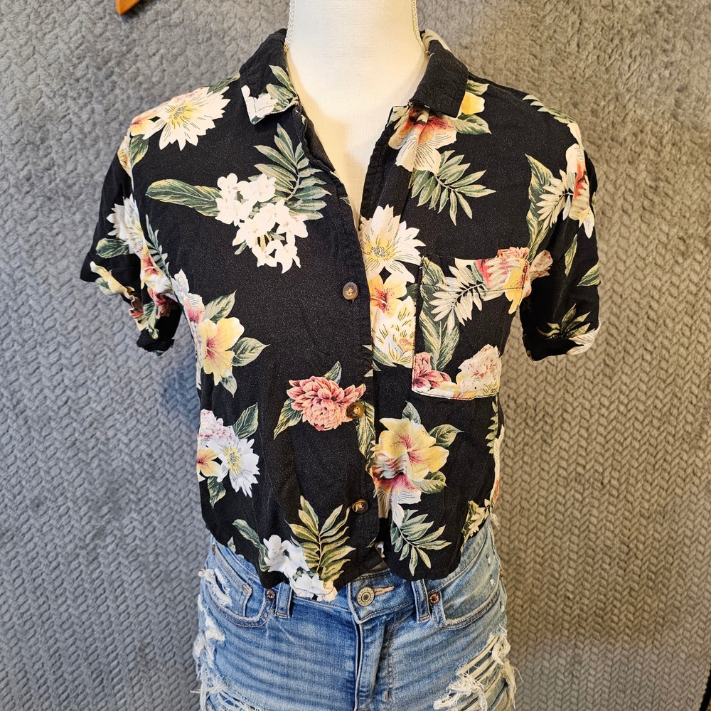 Hollister Womens Black Tropical Floral Button Up Short Sleeve Shirt Small